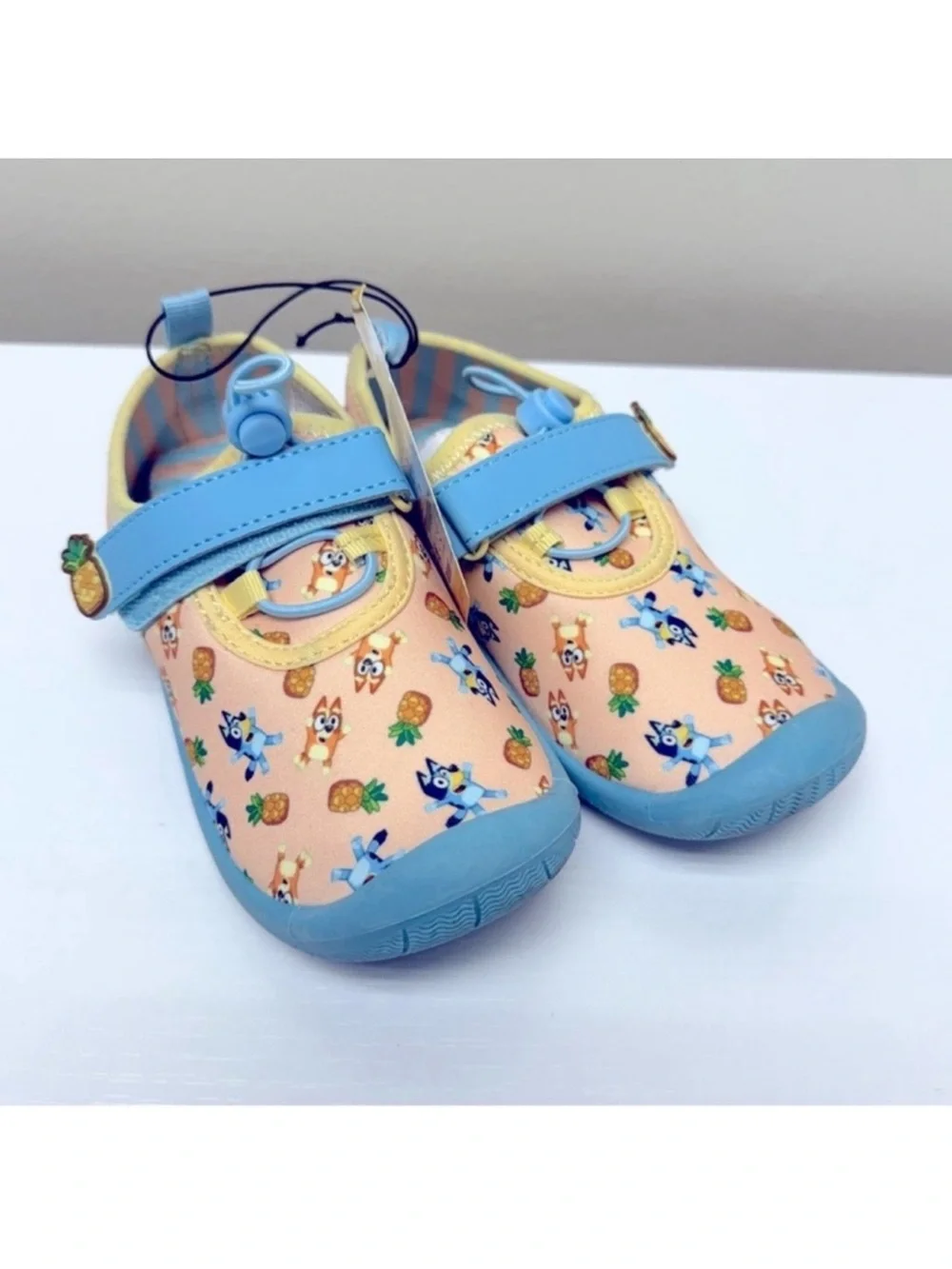 Bluey Kids Water Shoes w/ Pineapple Design Quick Drying Slip On, Size 11/12 New!